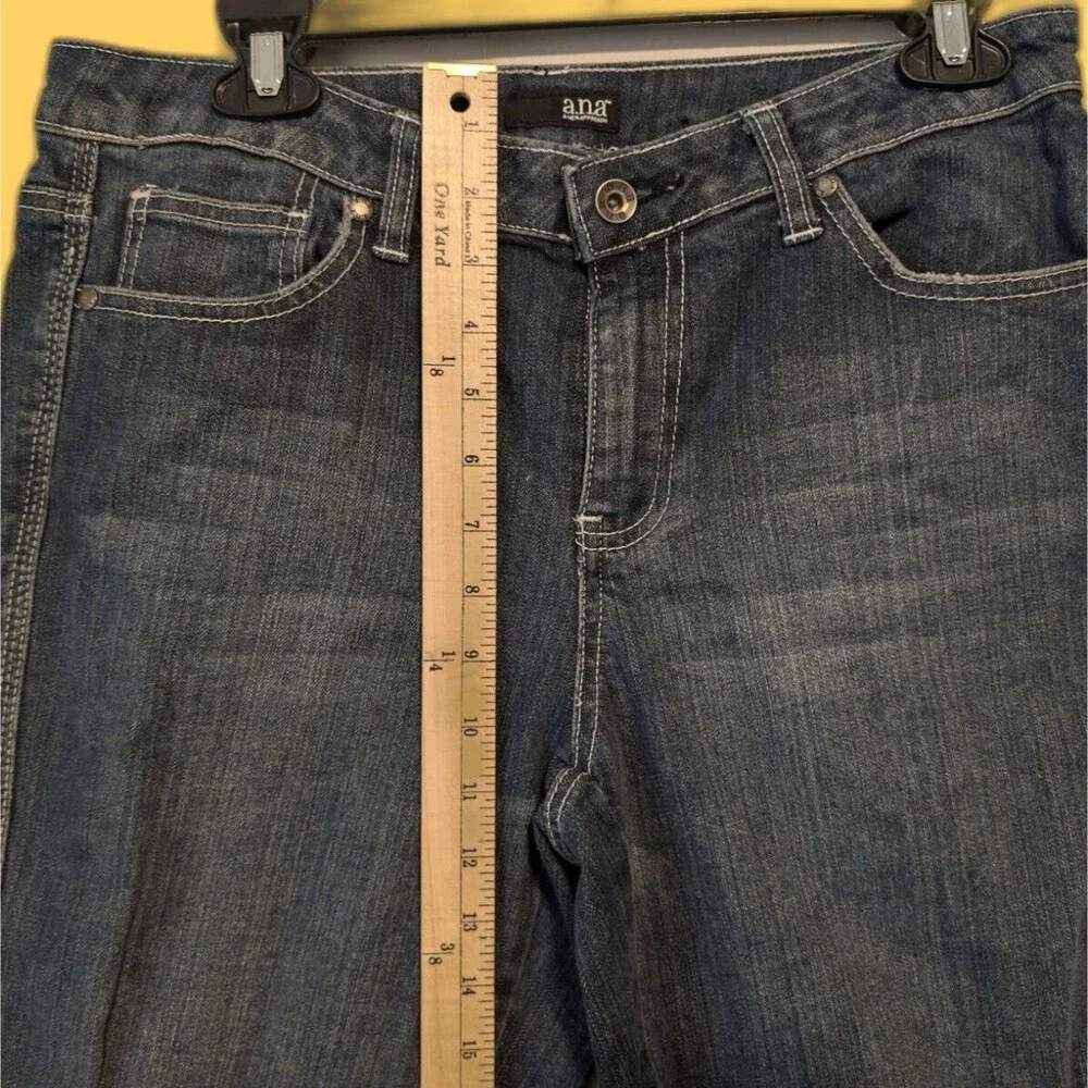 Ana Women's Jeans Size 10 Blue Cropped Capri Low Rise Dark Wash Denim 5 Pockets - Picture 5 of 13